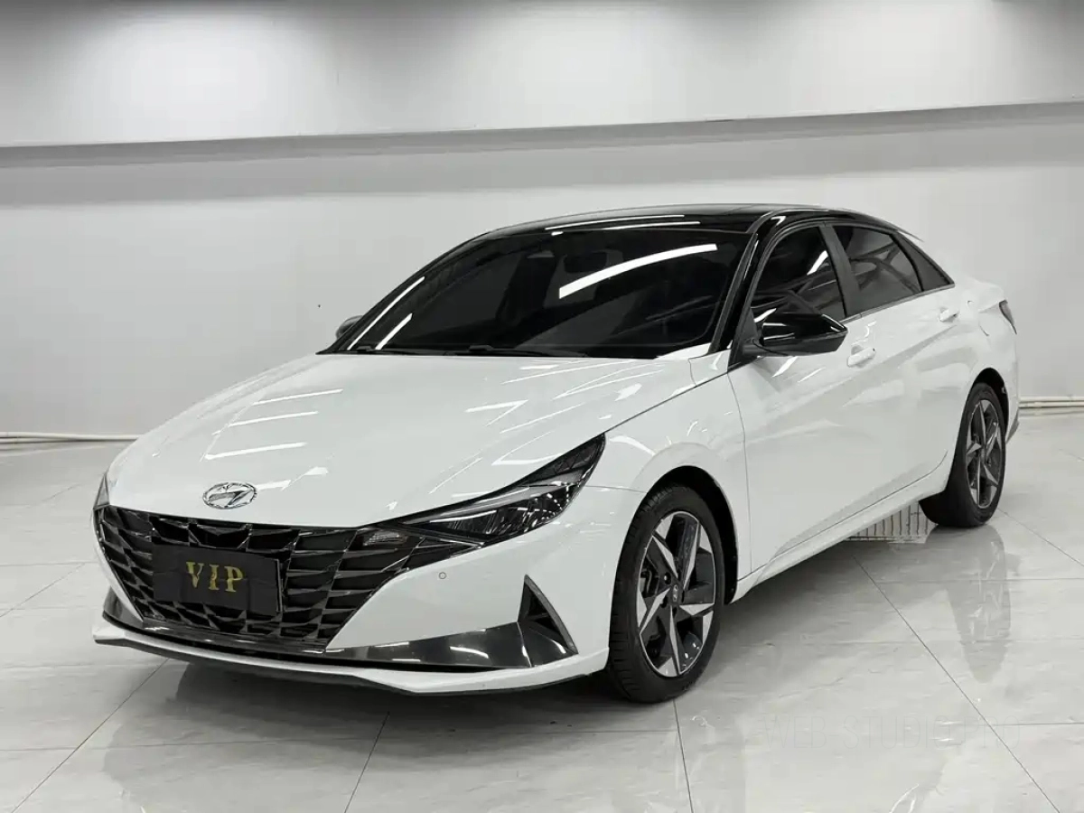 HYUNDAI ELANTRA  2023