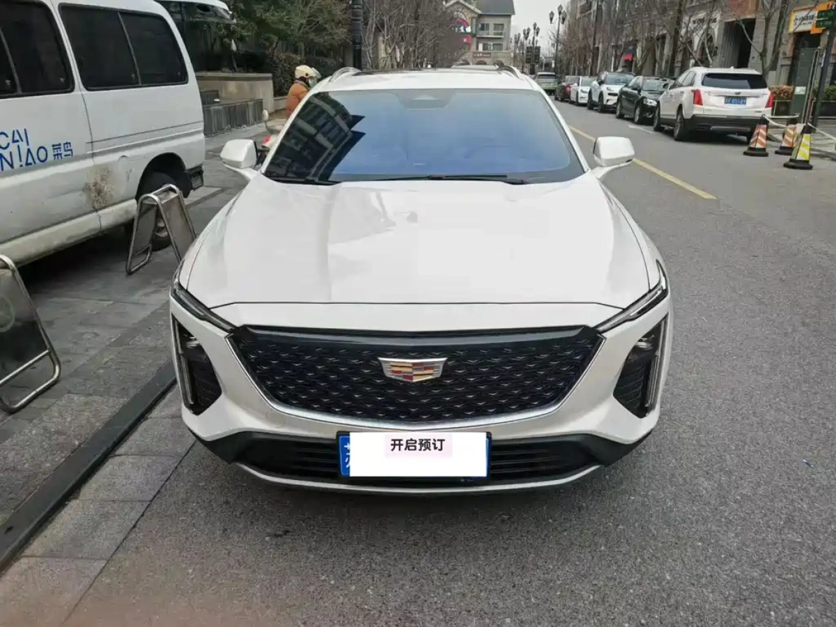 CADILLAC GT4  2025