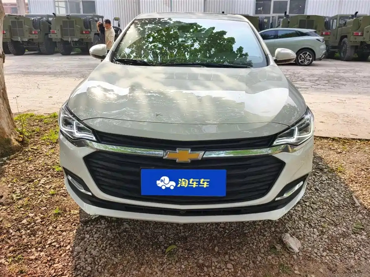 CHEVROLET CRUZE