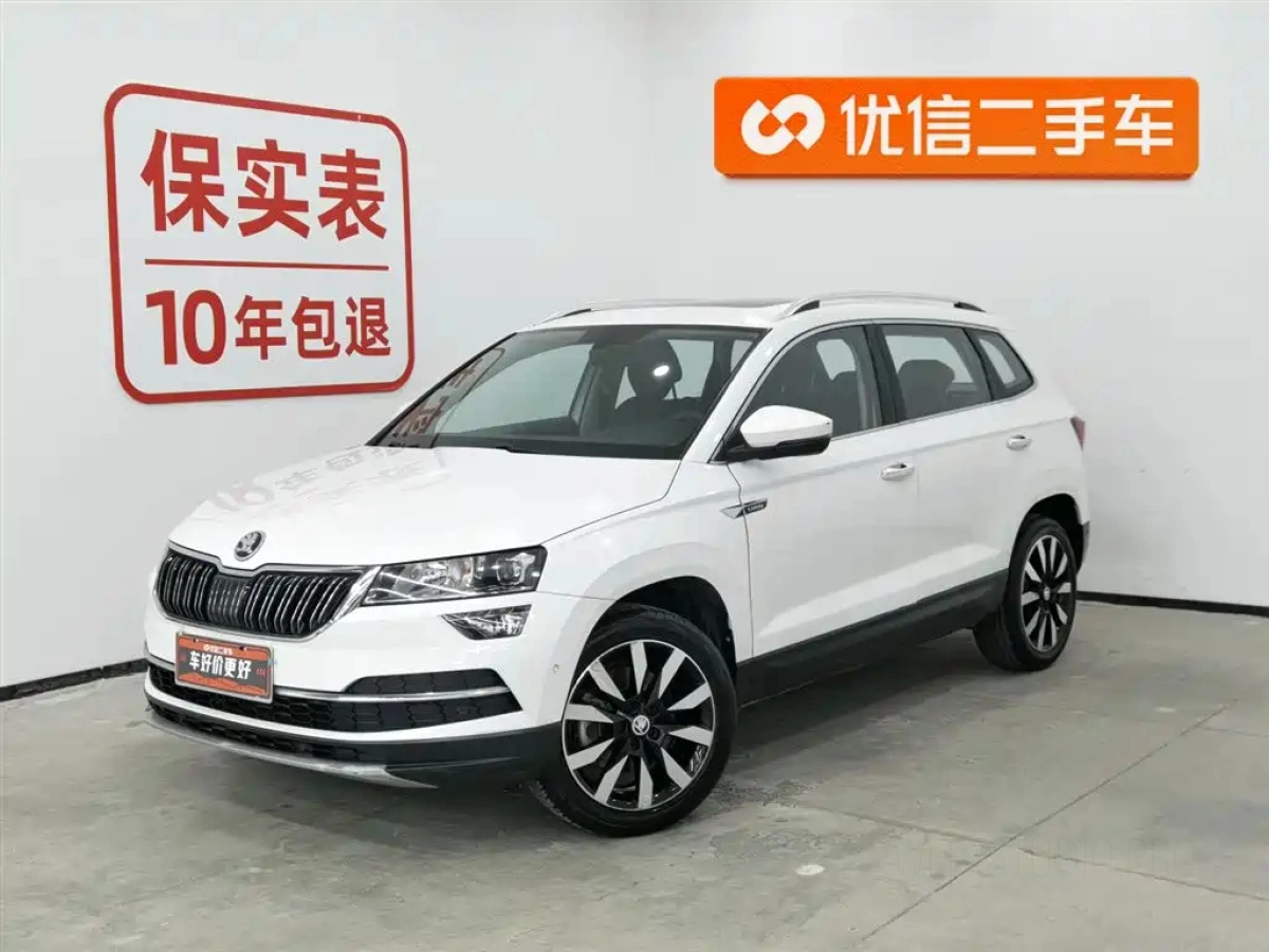 SKODA KAROQ  2021