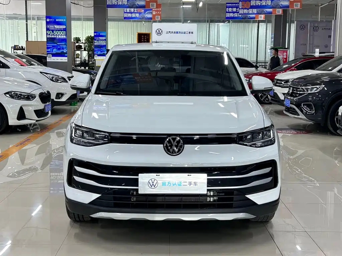 VOLKSWAGEN THARU