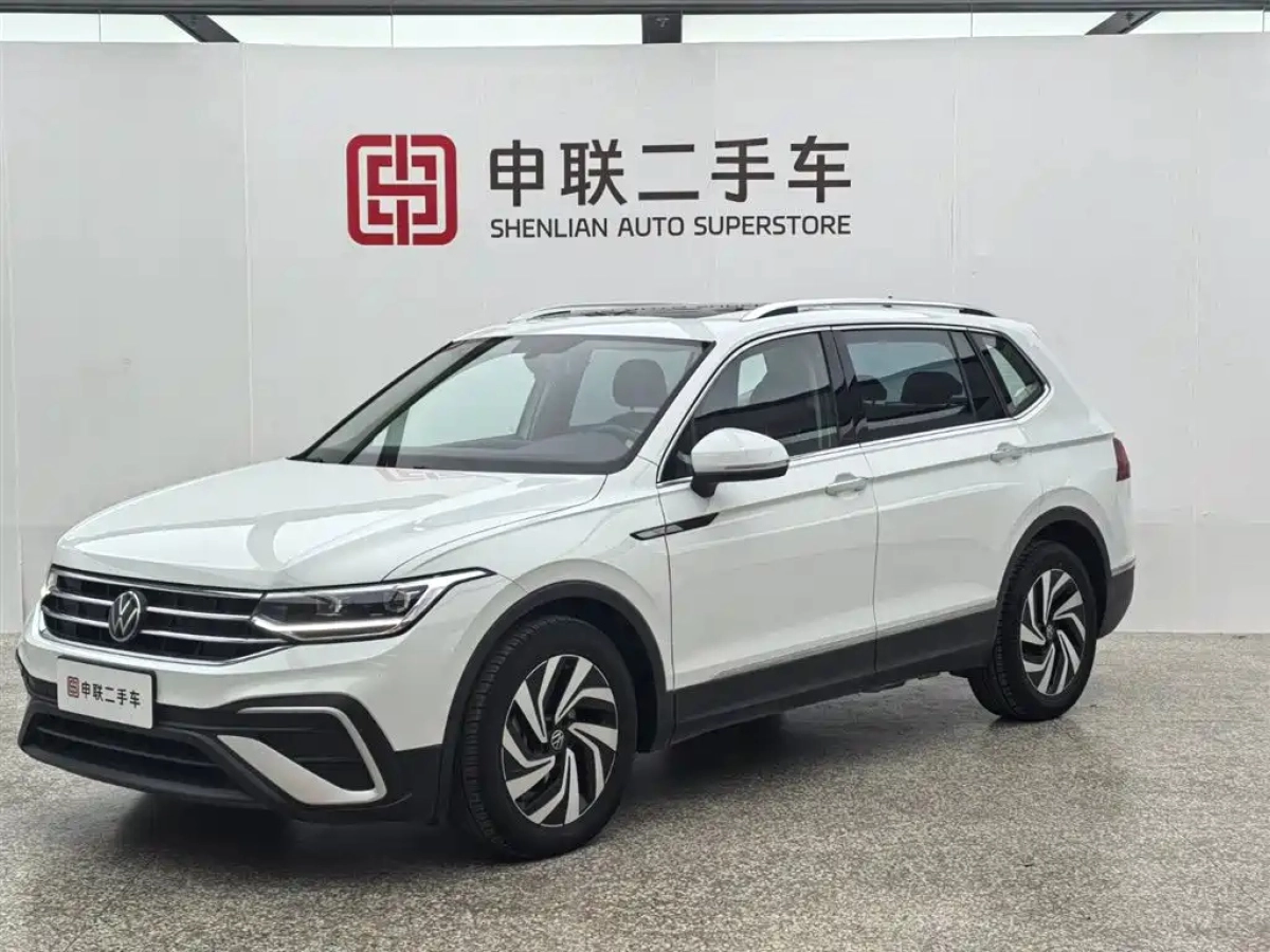 VOLKSWAGEN TIGUAN L  2023