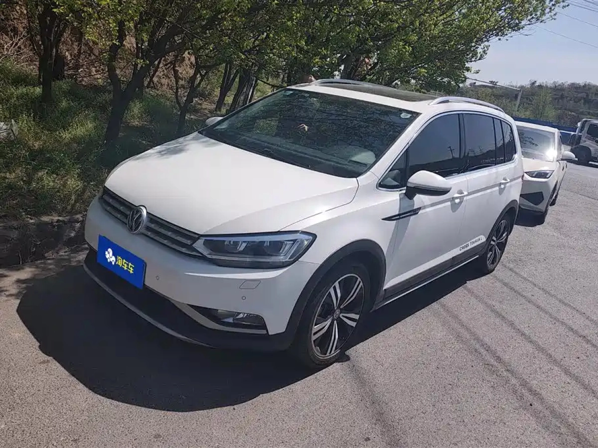 VOLKSWAGEN TOURAN  2019