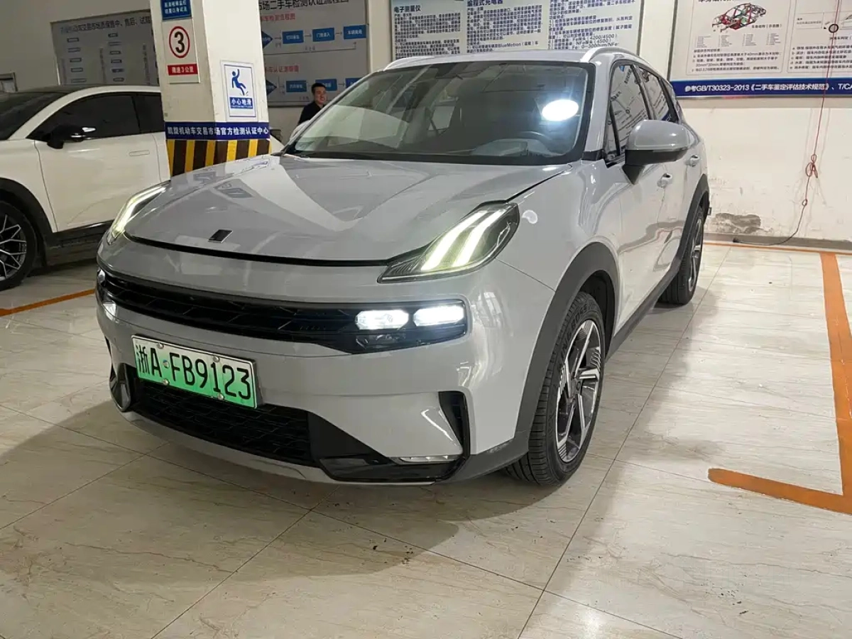 LYNK CO 06 NEW ENERGY  2022