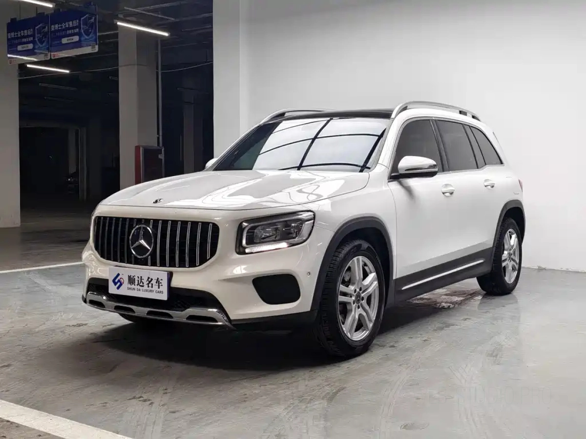 MERCEDES-BENZ GLB  2020