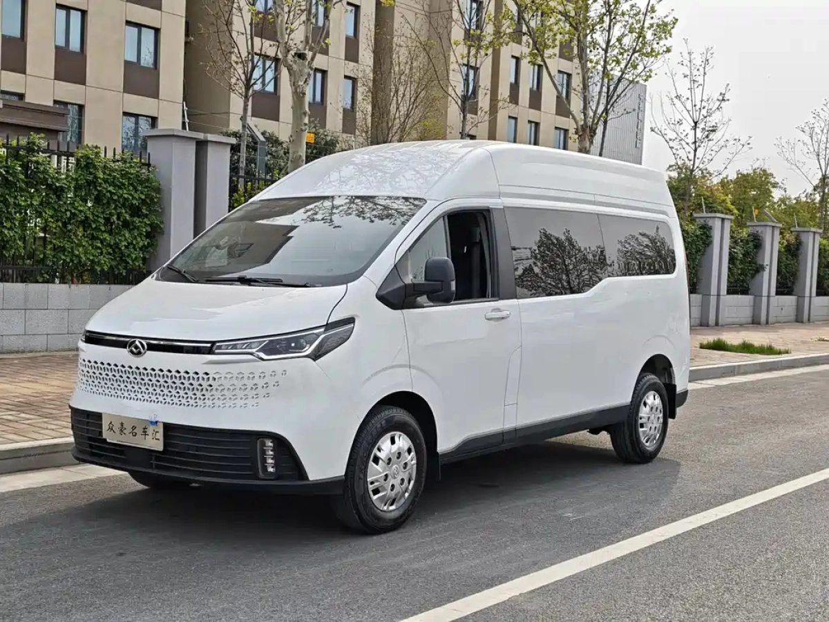 SAIC MAXUS XINTU V70  2024