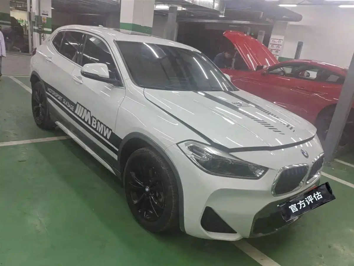 BMW X2