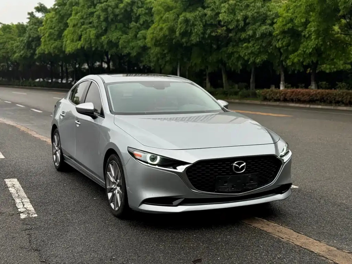 MAZDA 3 AXELA  2021