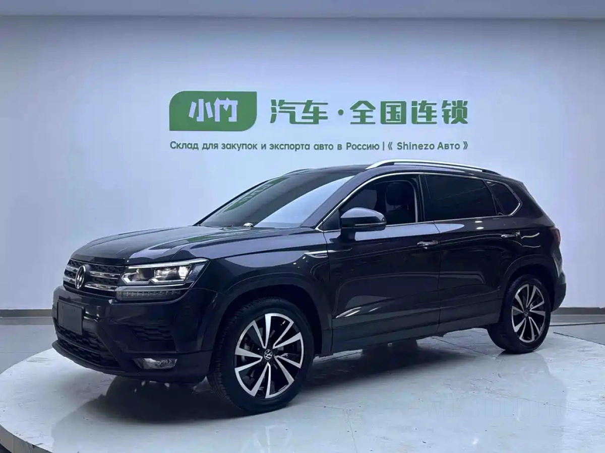 VOLKSWAGEN THARU  2022