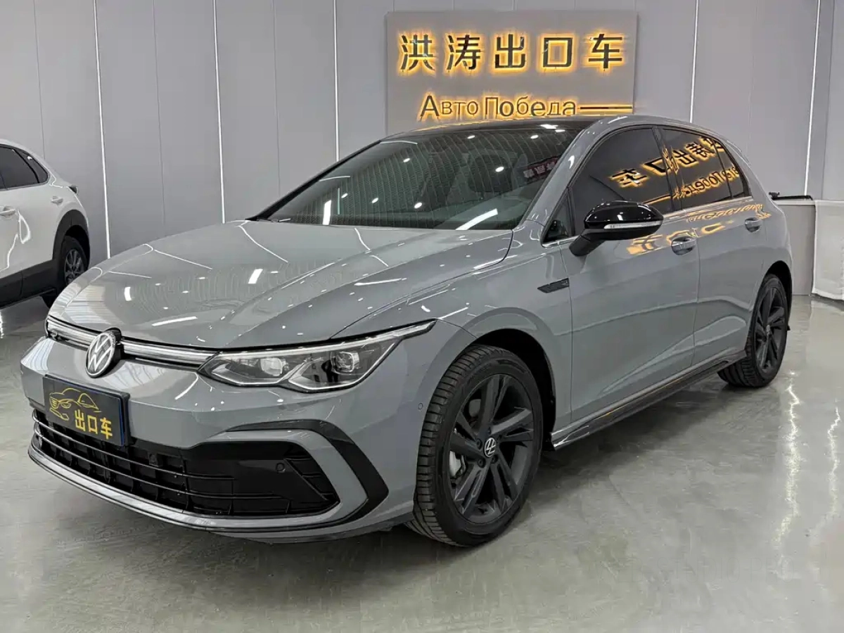 VOLKSWAGEN GOLF  2023