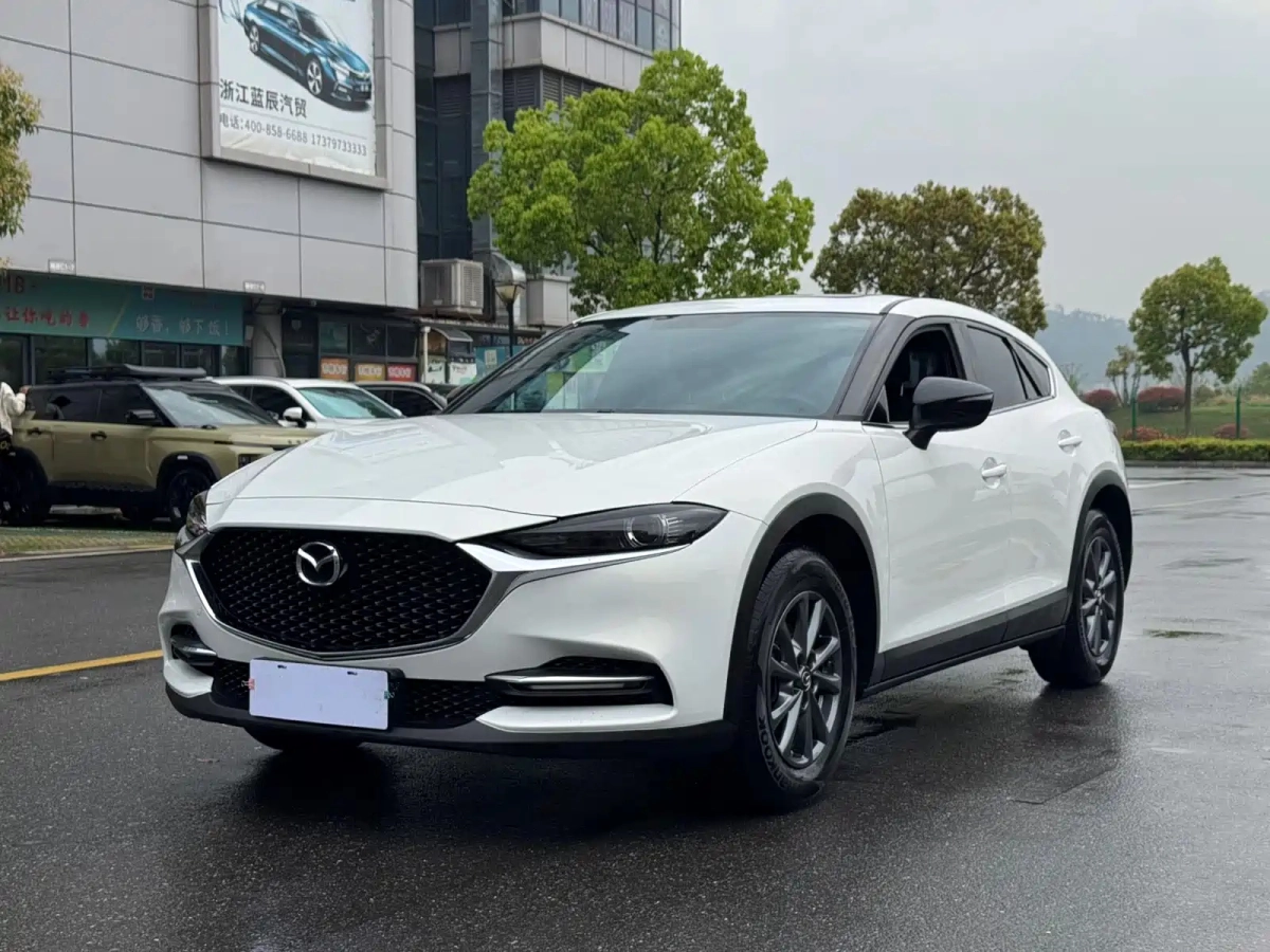 MAZDA CX-4  2023