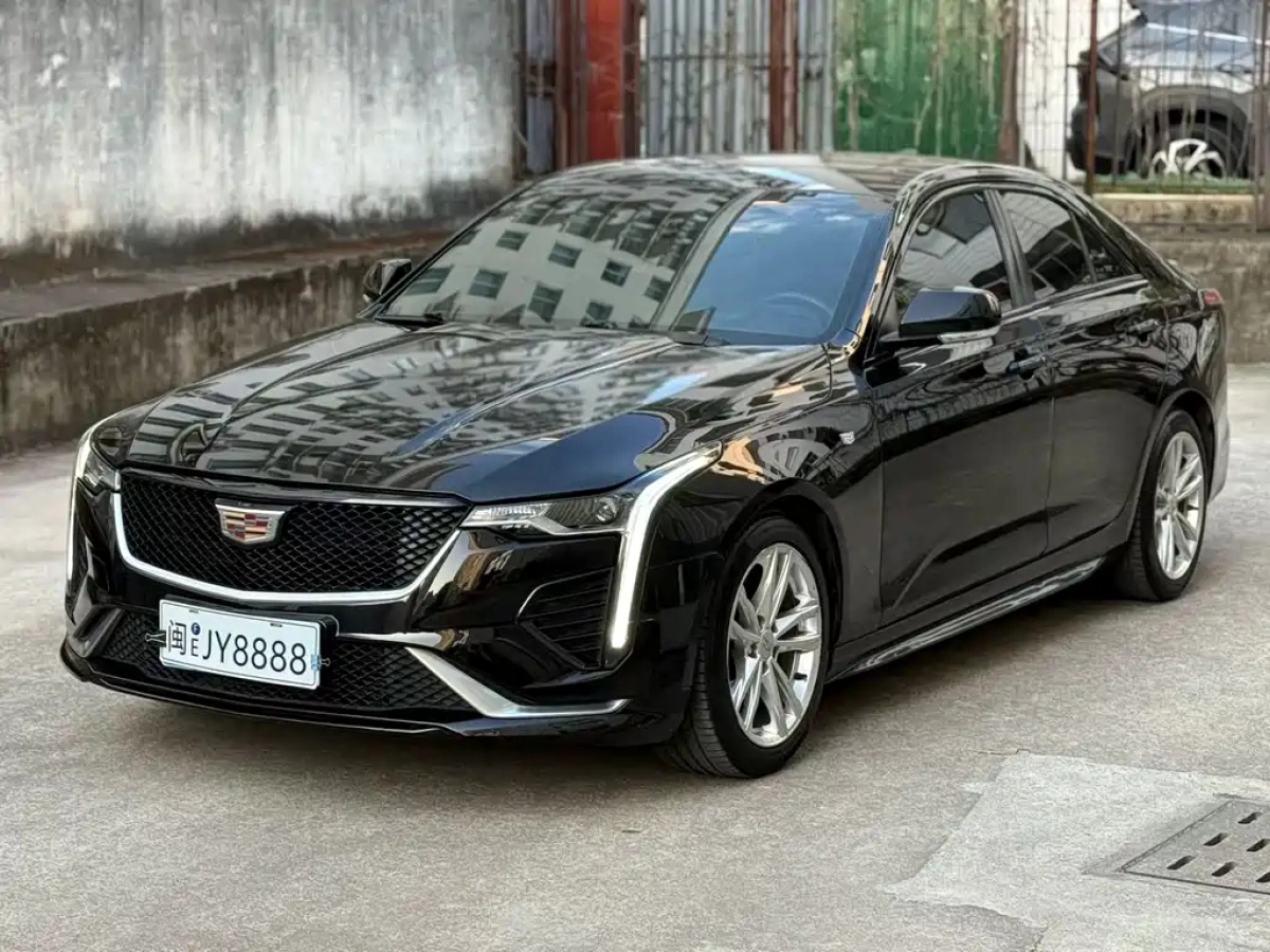CADILLAC CT4  2021