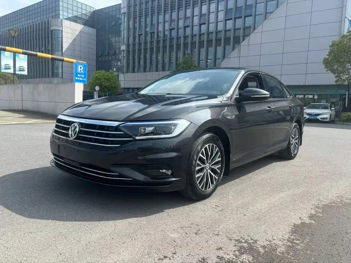 VOLKSWAGEN SAGITAR  2021