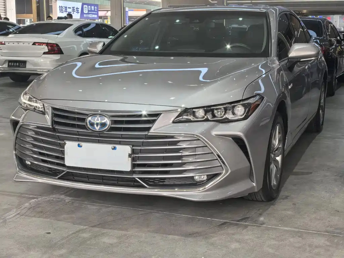 TOYOTA AVALON  2022