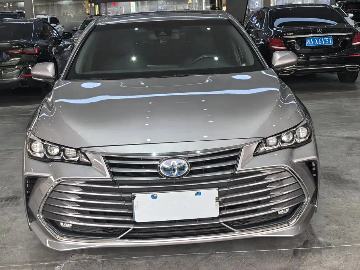 TOYOTA AVALON