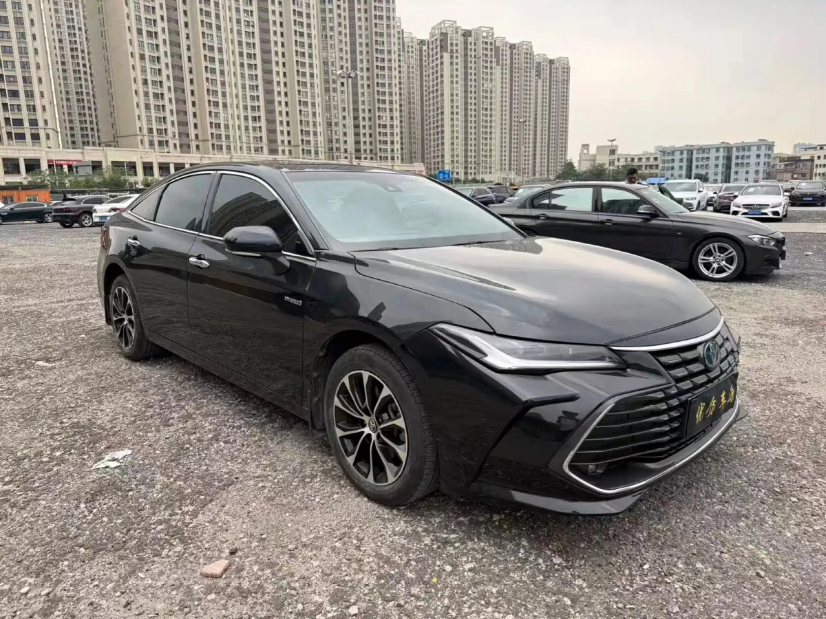 TOYOTA AVALON  2022