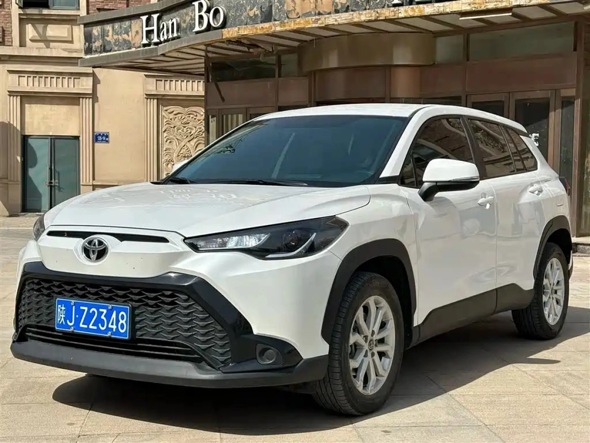 TOYOTA COROLLA CROSS  2025