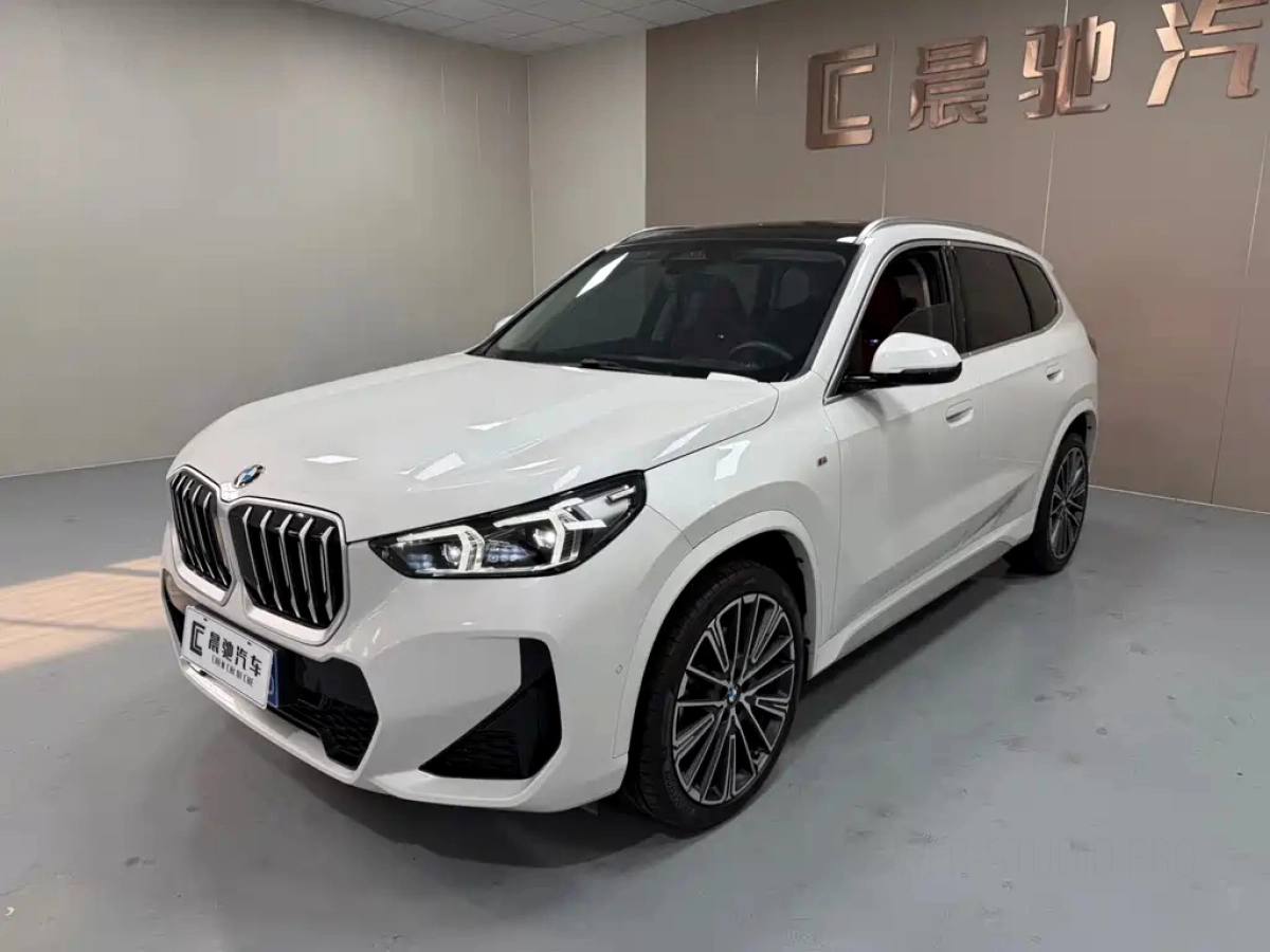 BMW X1  2024