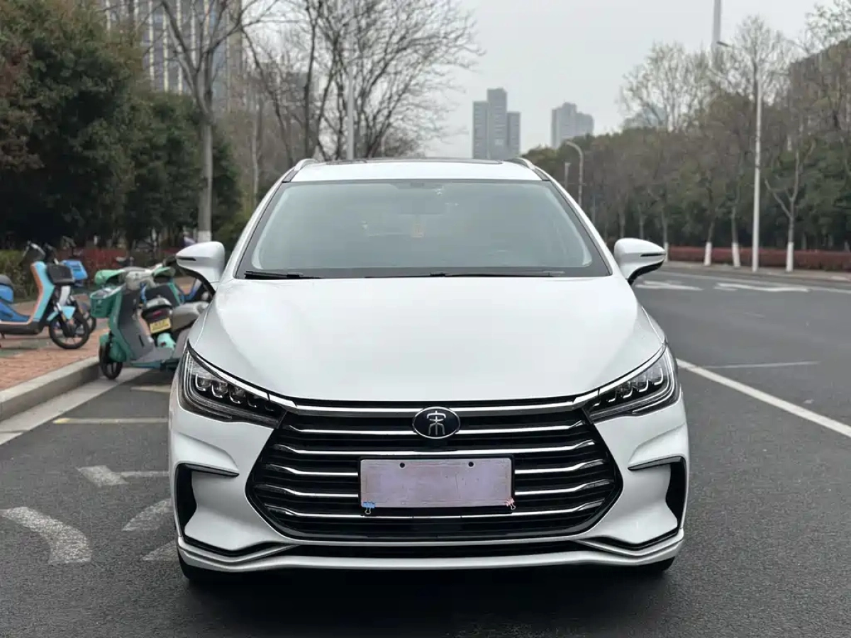 BYD SONG MAX