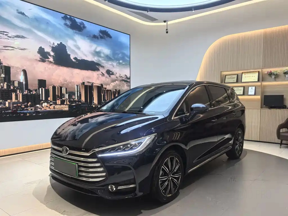 BYD SONG MAX NEW ENERGY  2021