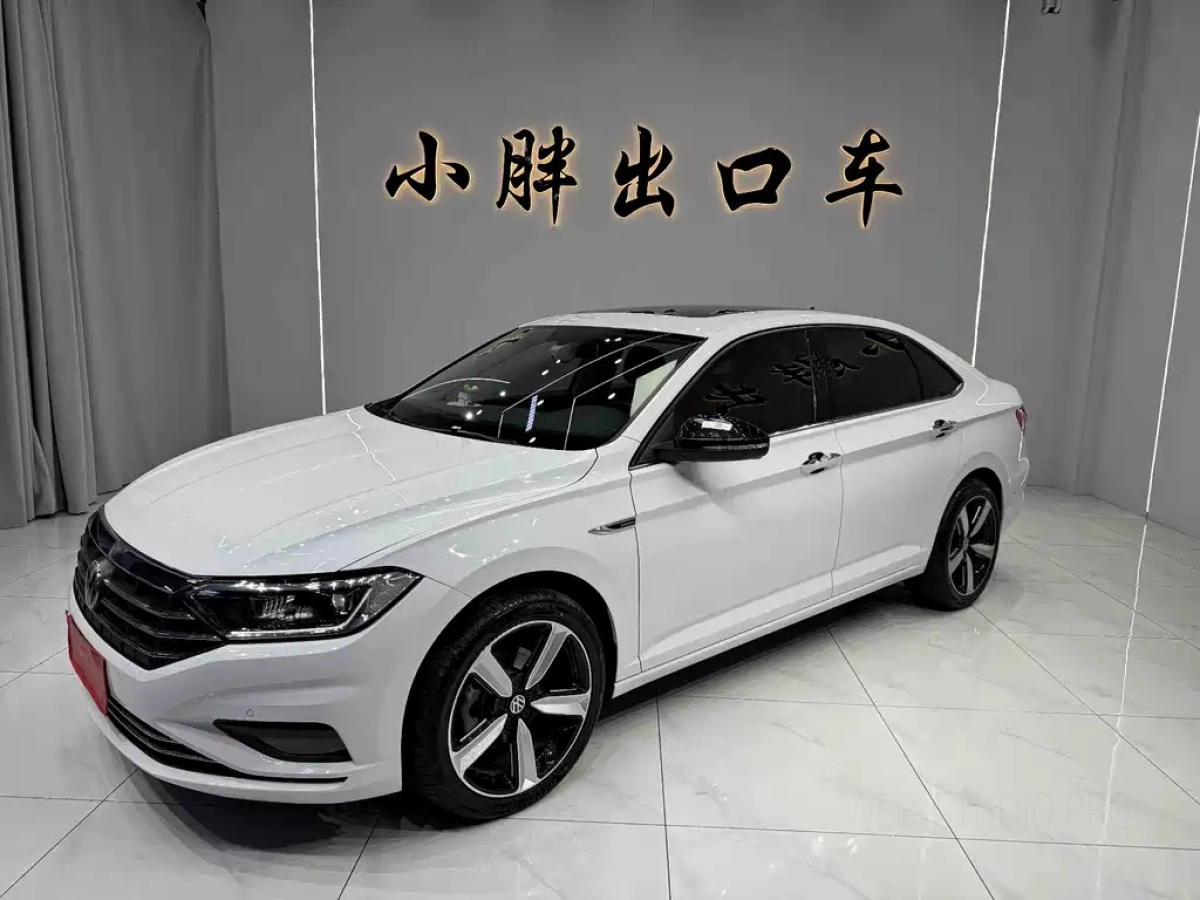 VOLKSWAGEN SAGITAR  2022