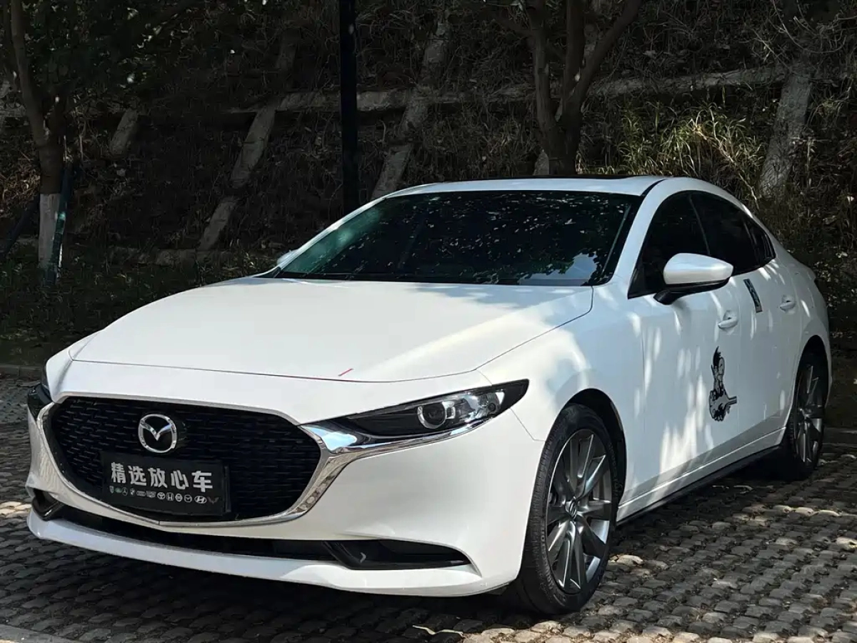 MAZDA 3 AXELA  2022