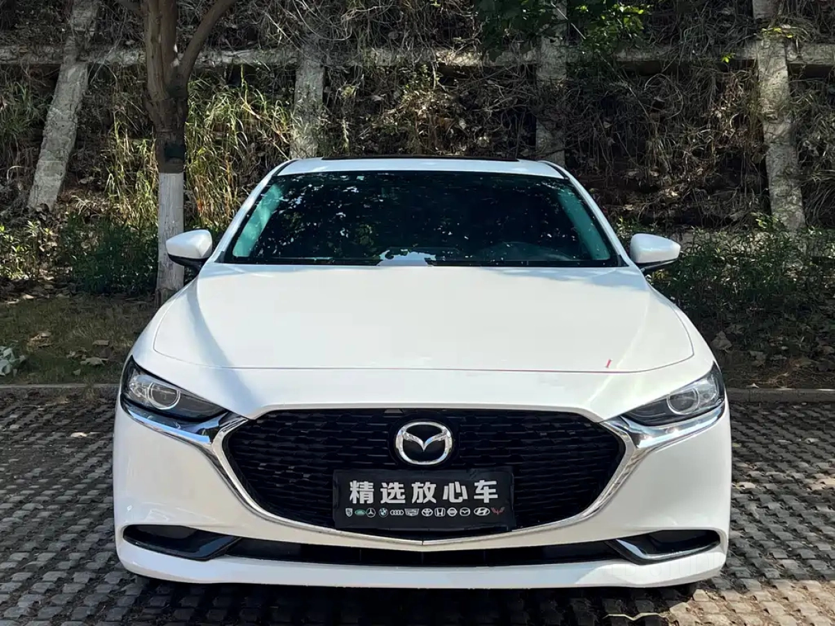 MAZDA 3 AXELA