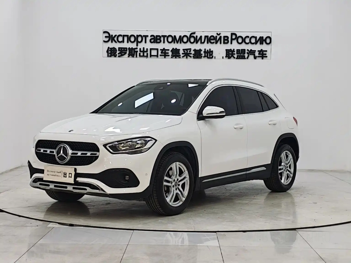 MERCEDES-BENZ GLA  2023