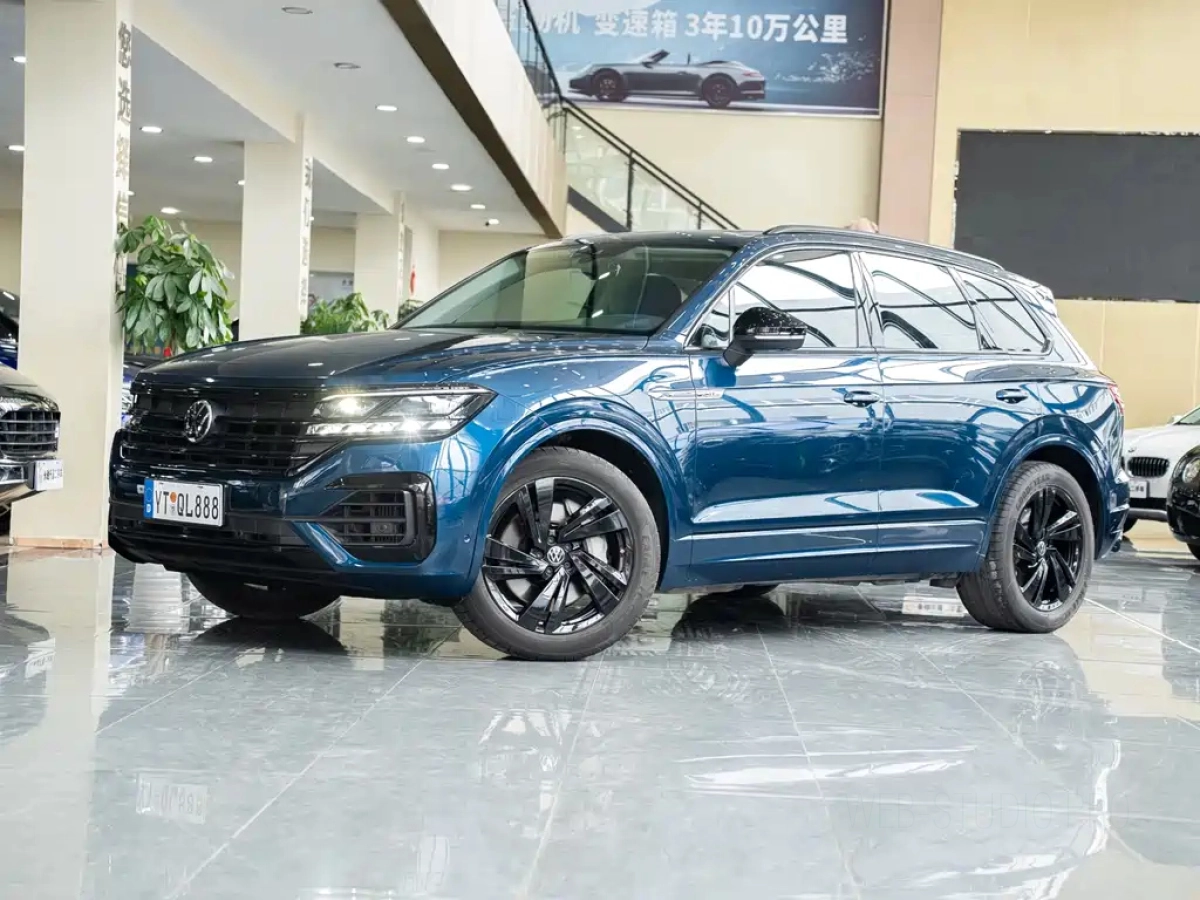 VOLKSWAGEN TOUAREG  2021