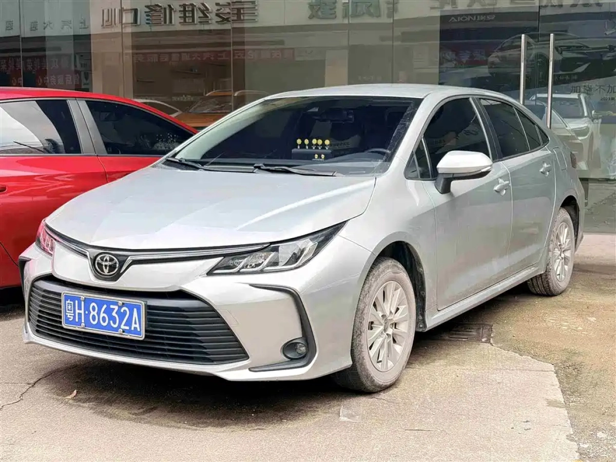 TOYOTA COROLLA  2023