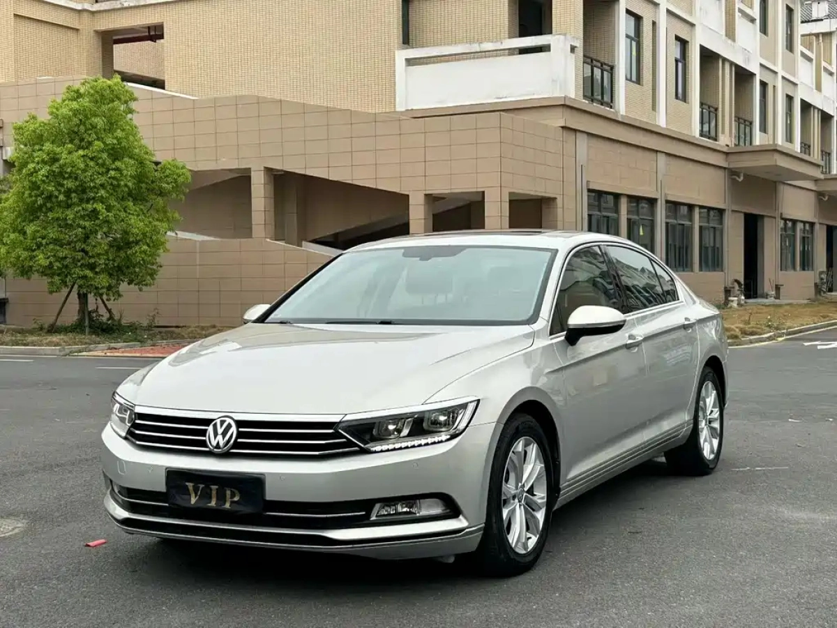VOLKSWAGEN MAGOTAN  2019