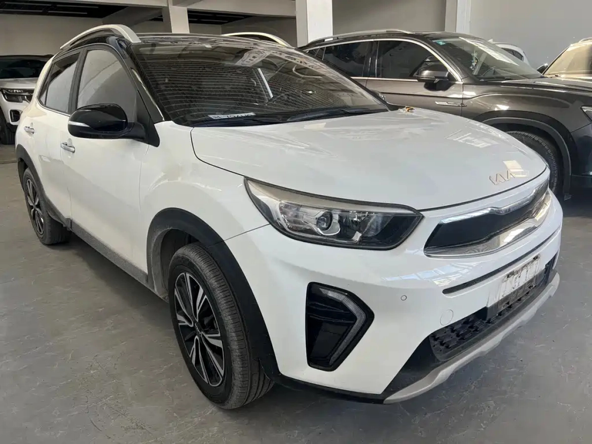 KIA KX1
