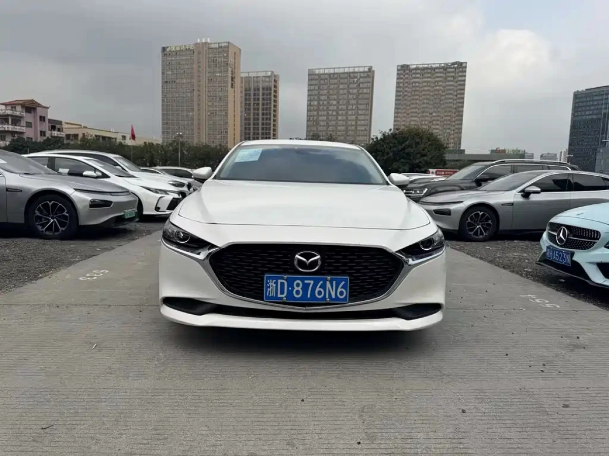 MAZDA 3 AXELA  2021