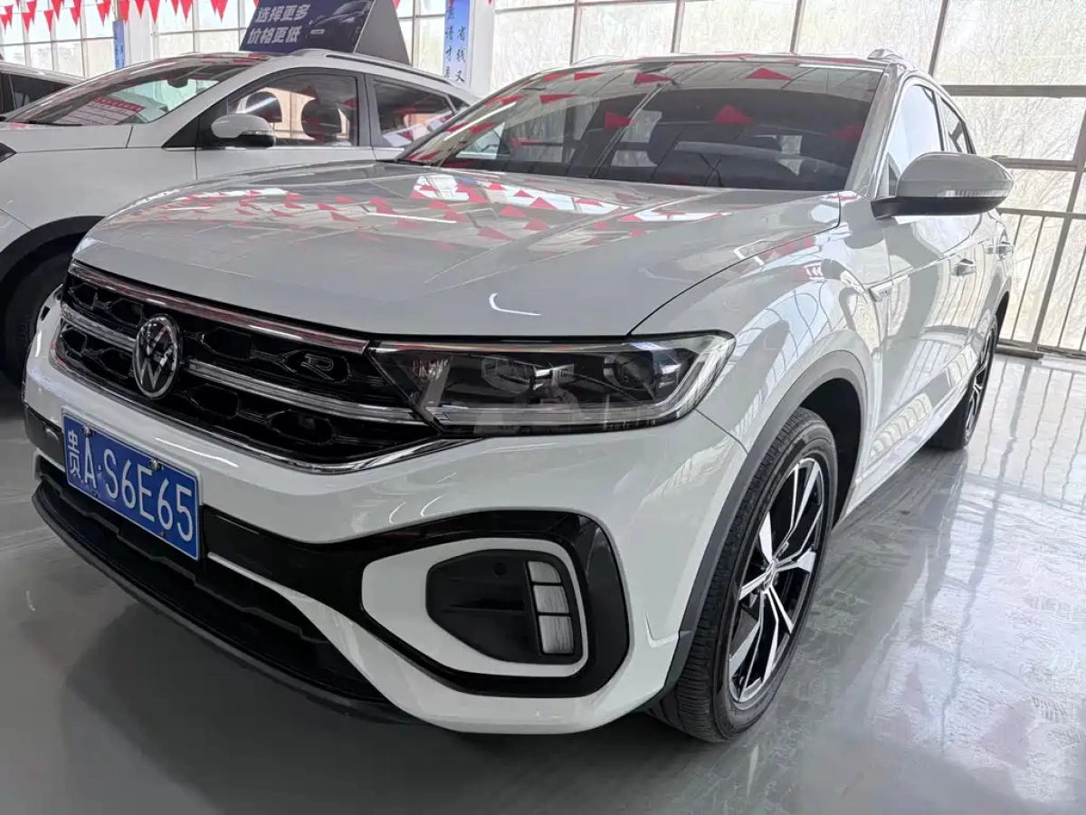 VOLKSWAGEN T-ROC  2023