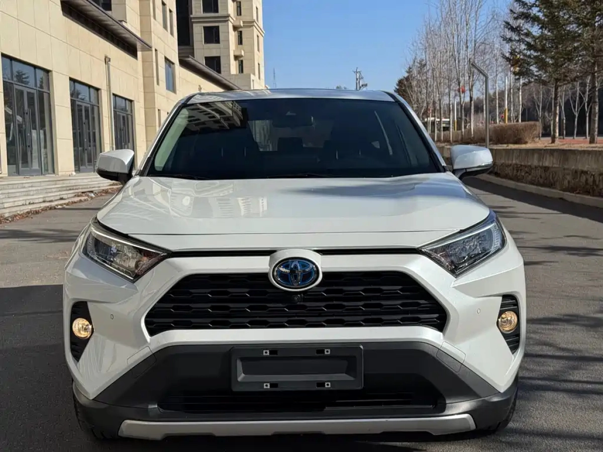 TOYOTA RAV4  2021