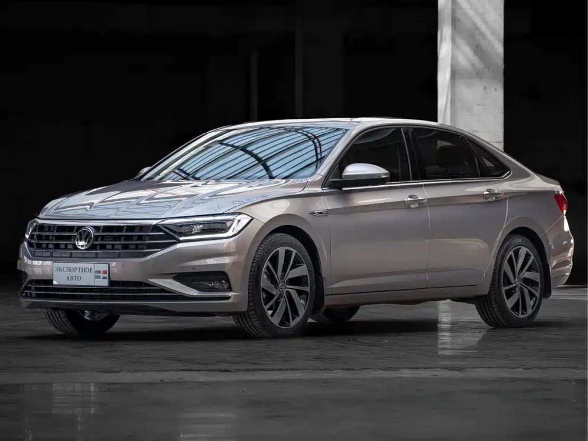 VOLKSWAGEN SAGITAR  2022