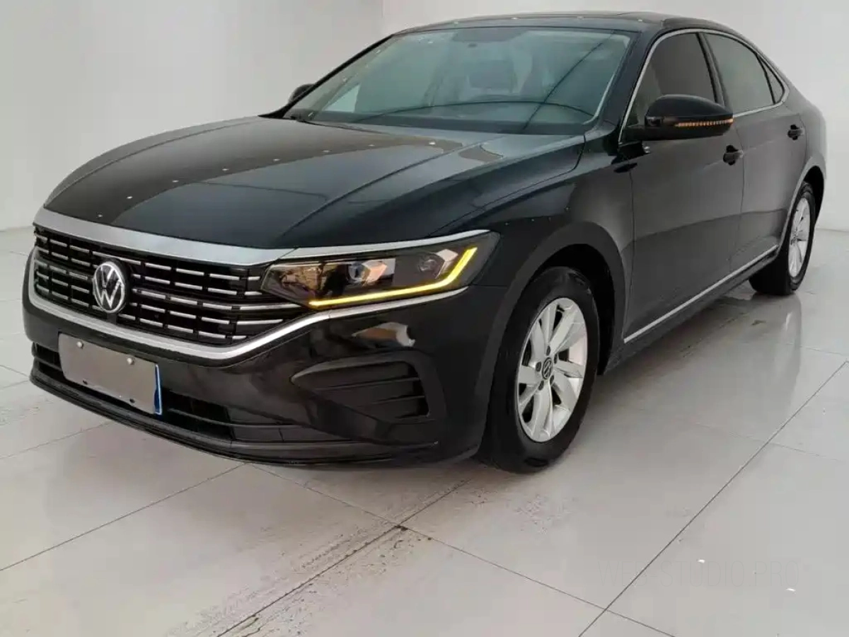VOLKSWAGEN PASSAT  2023