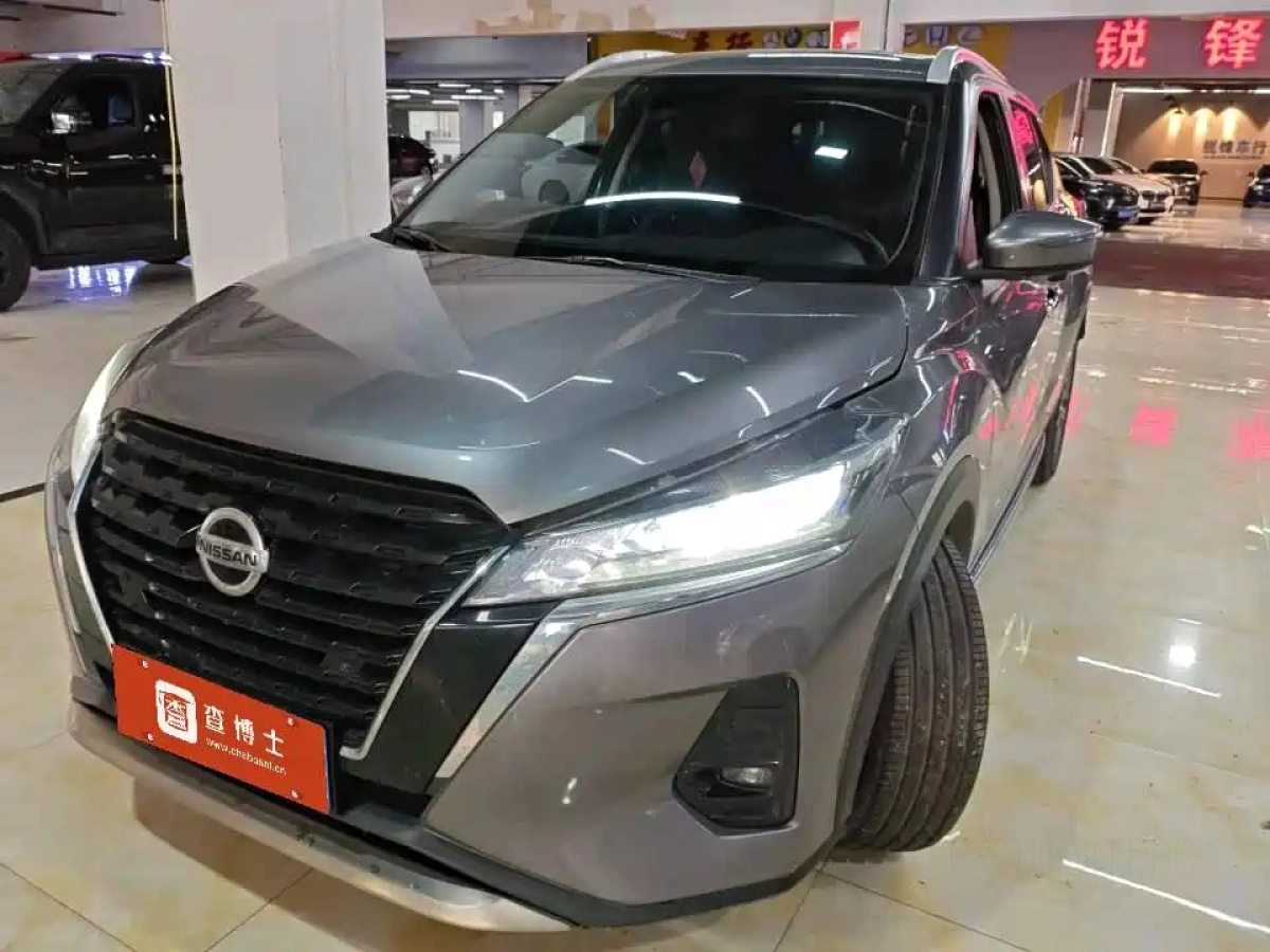NISSAN KICKS  2023