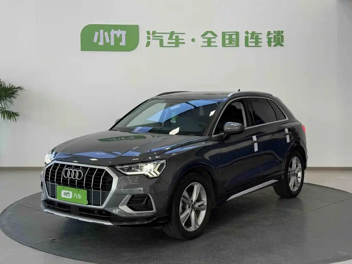 AUDI Q3  2022