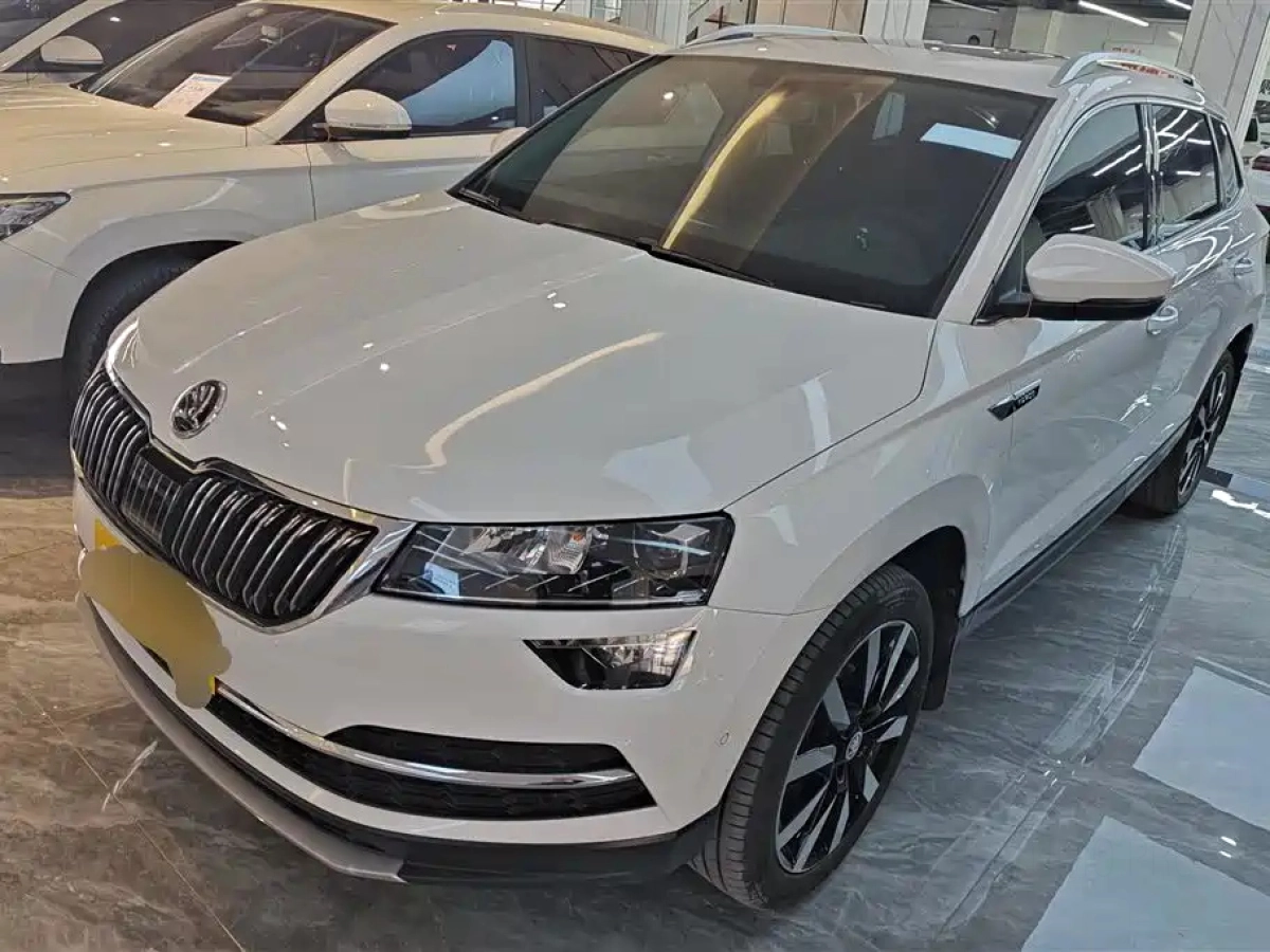 SKODA KAROQ  2020