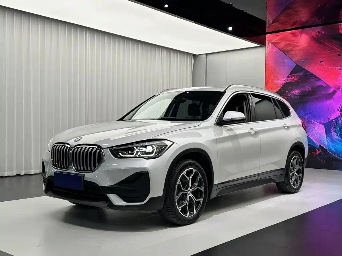 BMW X1  2023