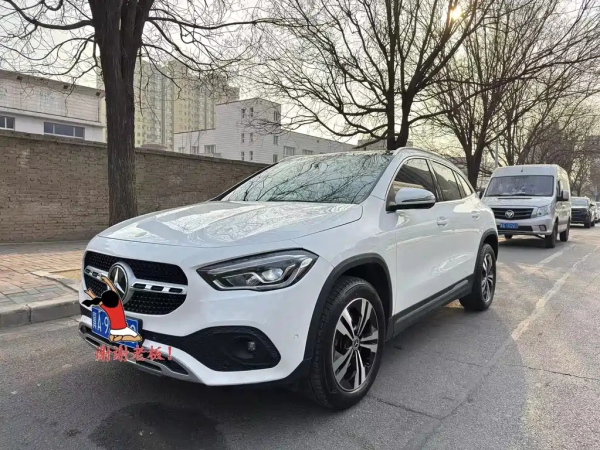 MERCEDES-BENZ GLA  2021