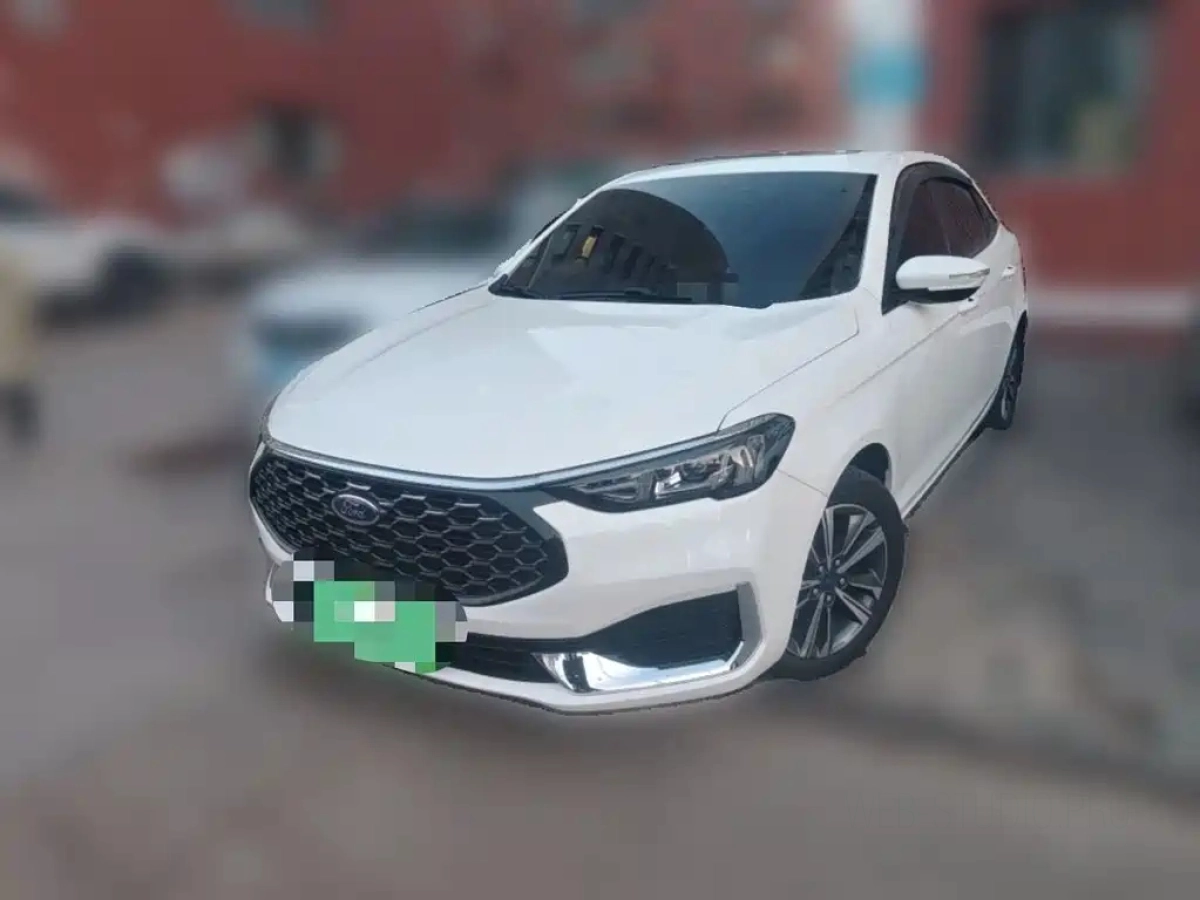 FORD FOCUS CLASSIC  2022