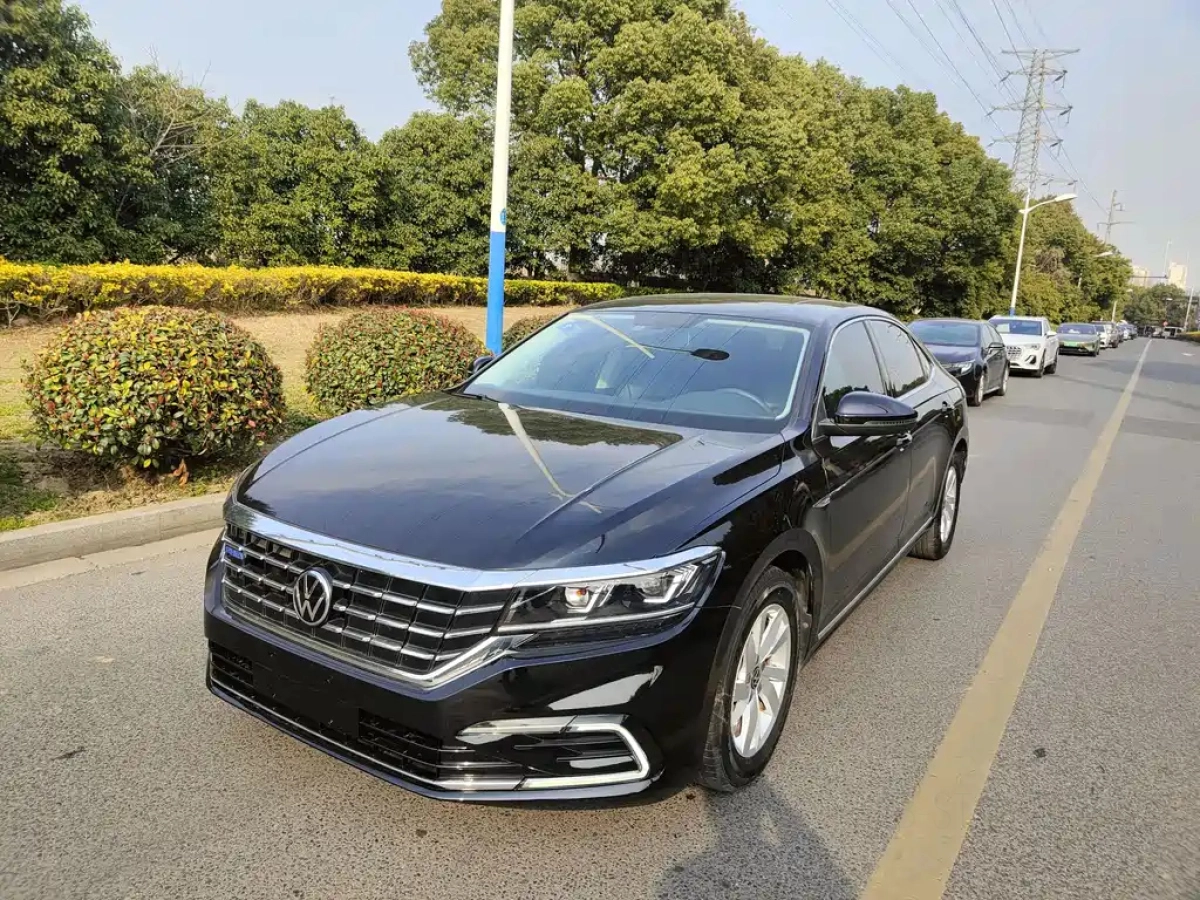 VOLKSWAGEN PASSAT NEW ENERGY