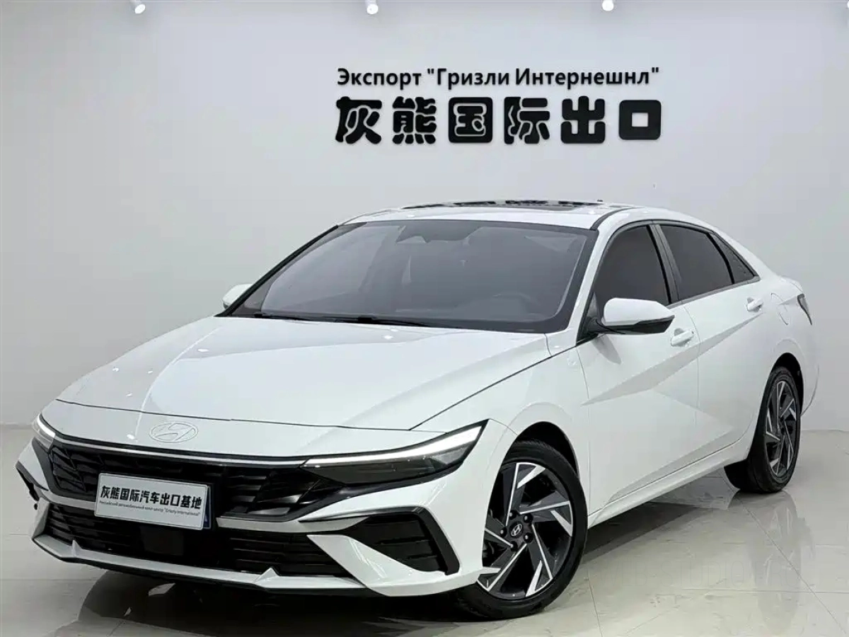 HYUNDAI ELANTRA  2023