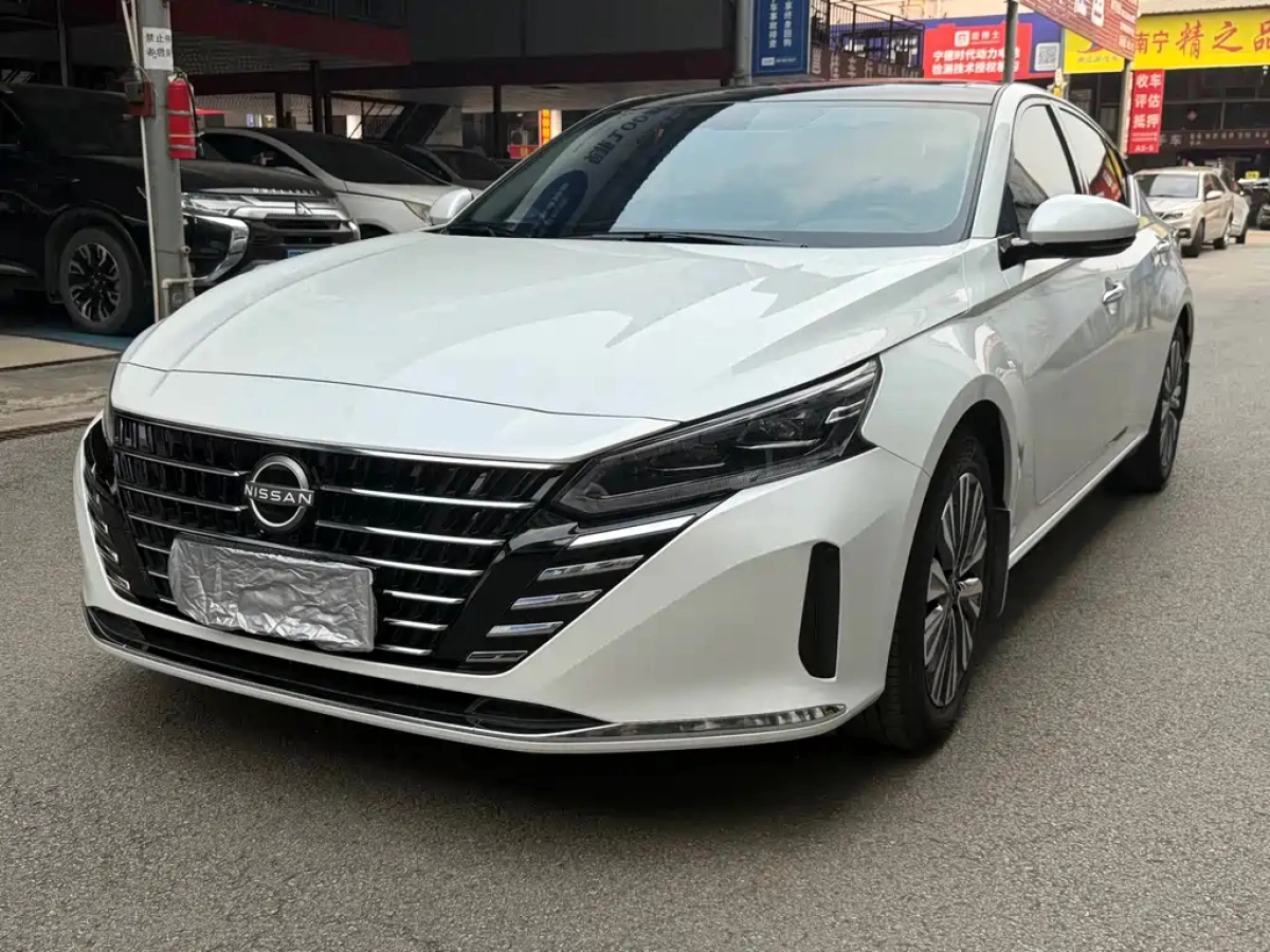 NISSAN TEANA  2023
