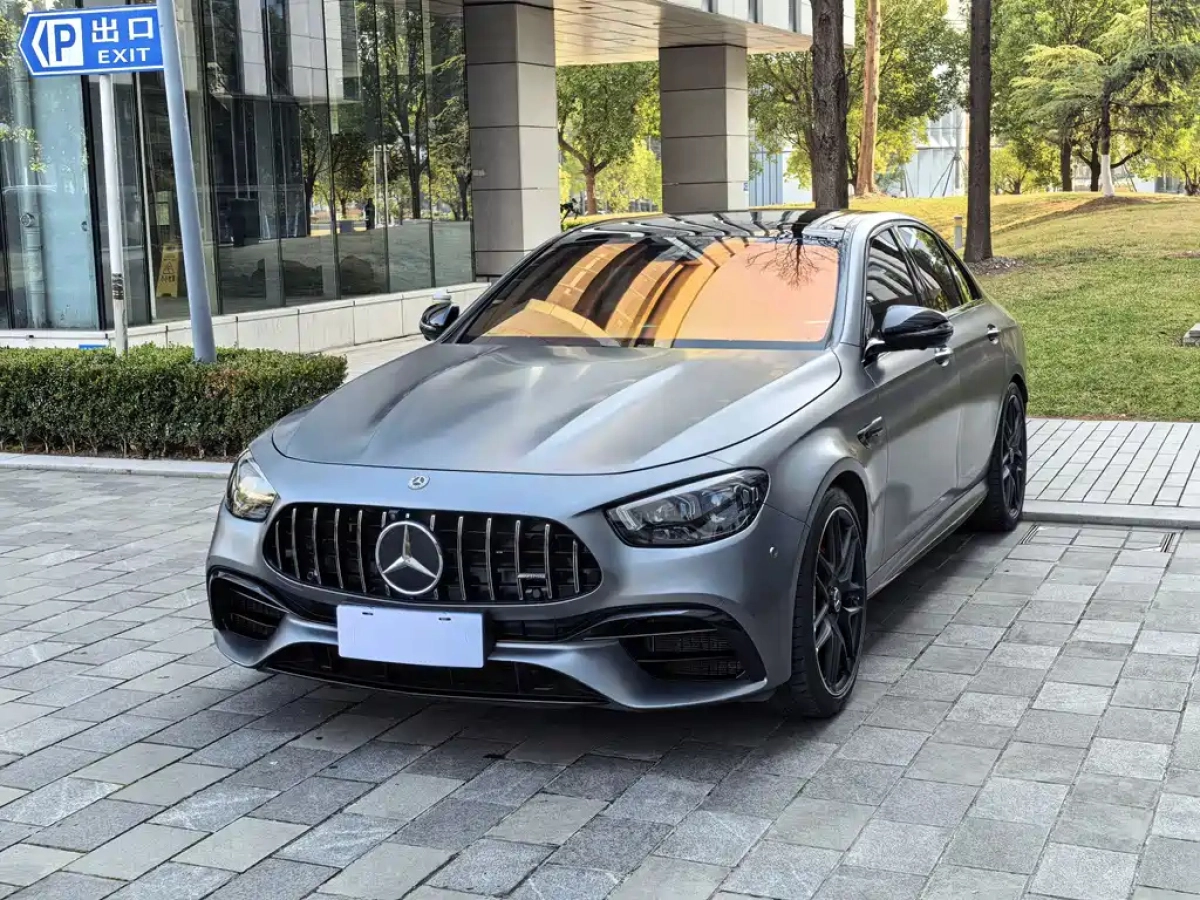 MERCEDES-BENZ E-CLASS AMG  2021
