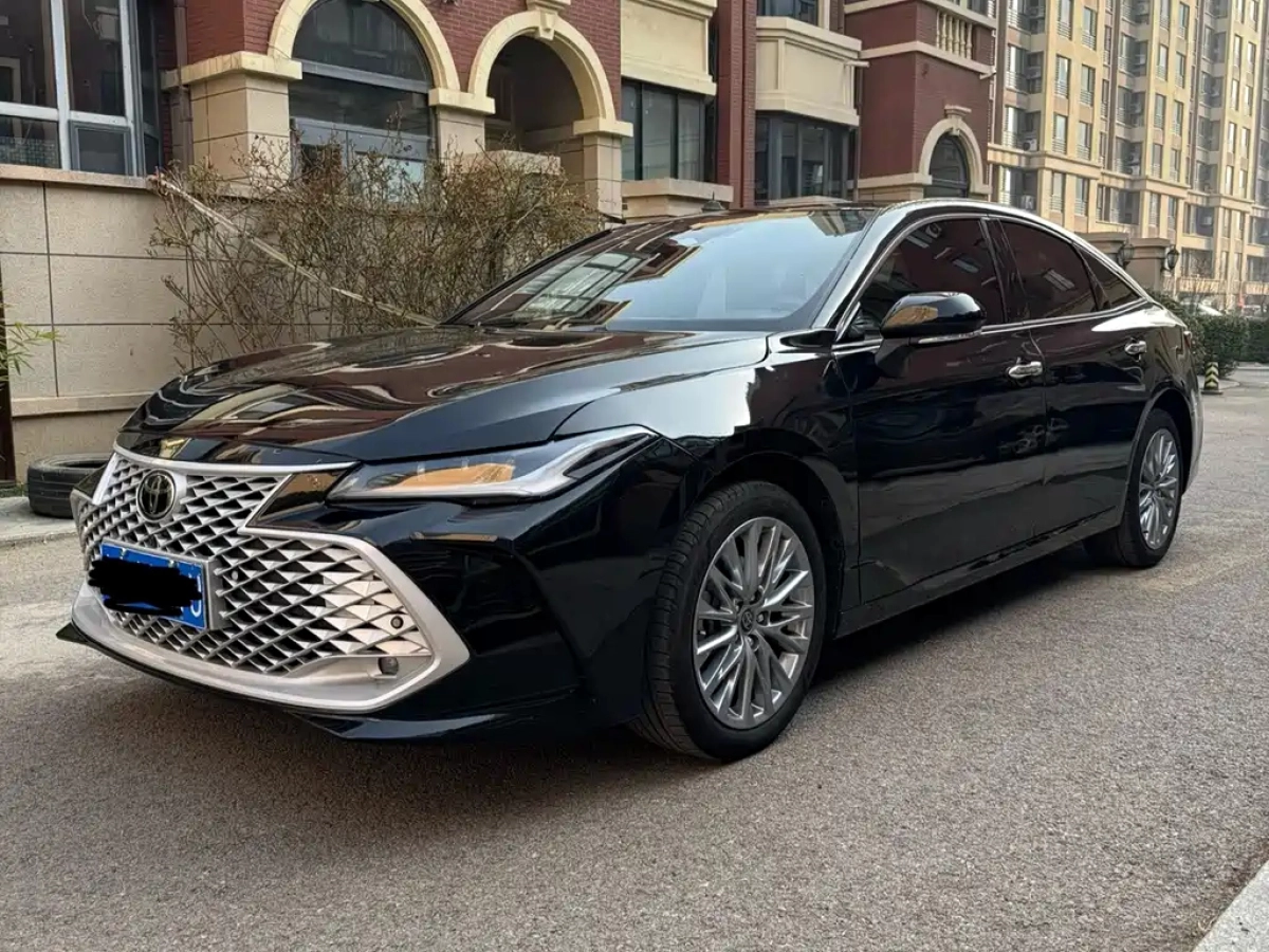 TOYOTA AVALON  2025