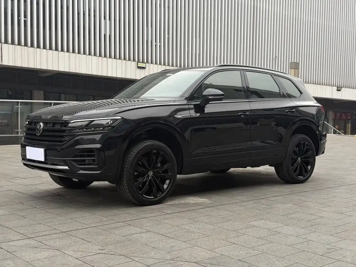 VOLKSWAGEN TOUAREG  2020