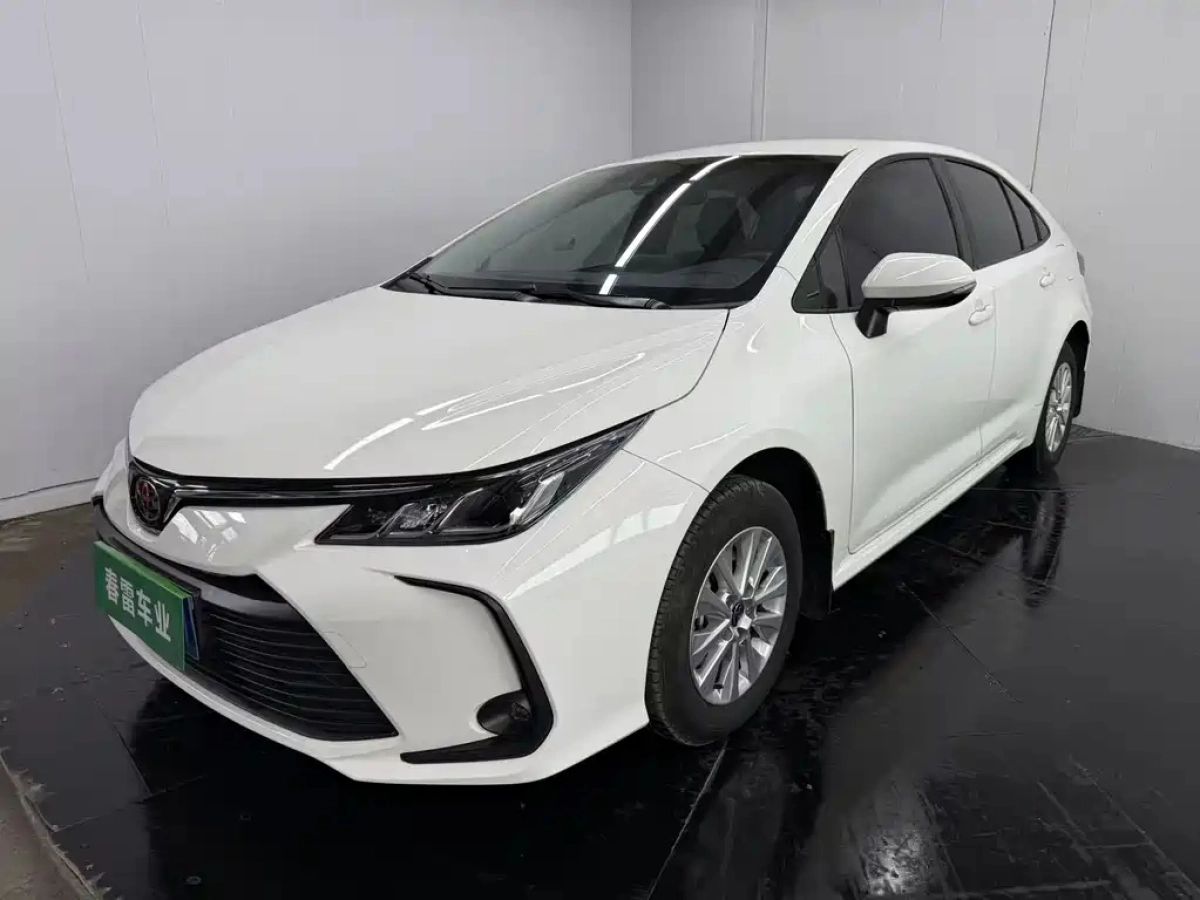TOYOTA COROLLA  2025